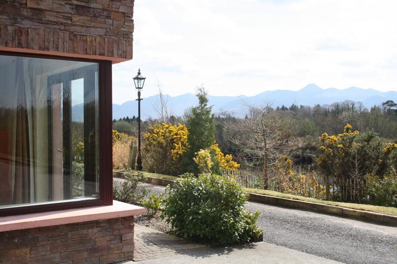 Grove Lodge Holiday Homes 2 Bed By Trident Holiday Homes キローグリン エクステリア 写真